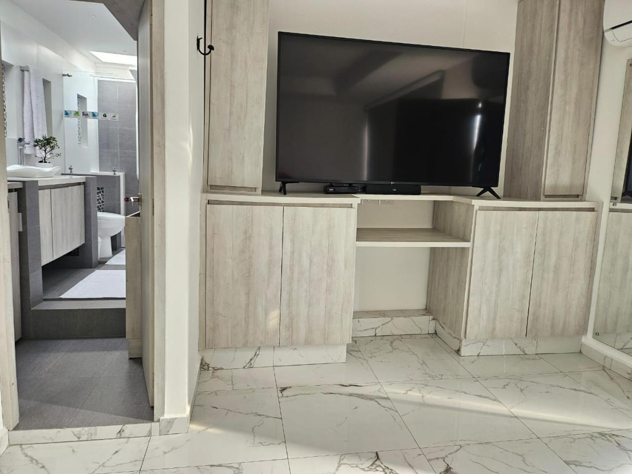 Hotel San Jeronimo Armenia Экстерьер фото